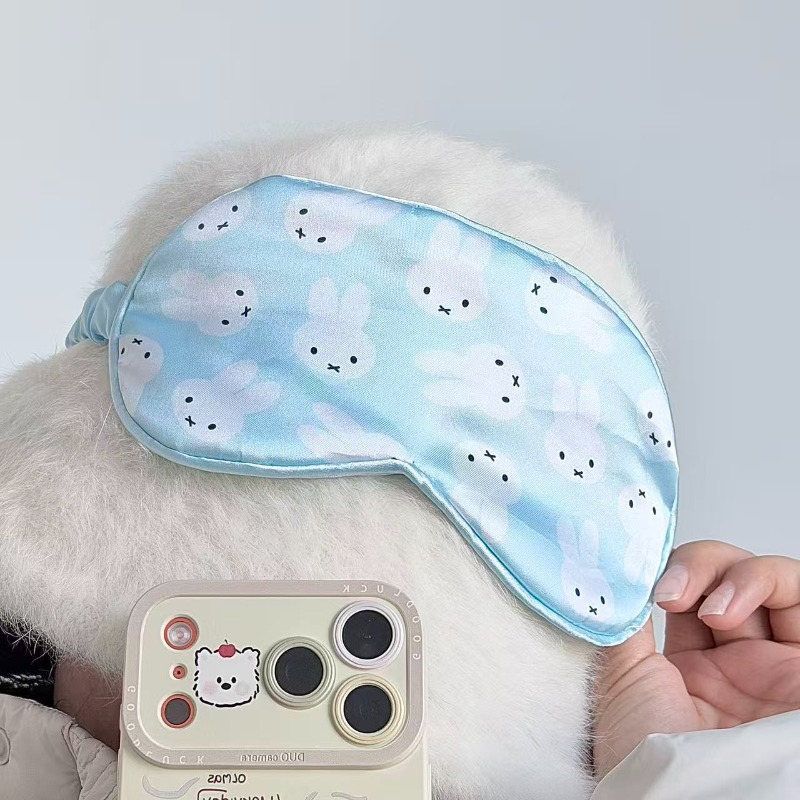 Masker Mata Anti Cahaya dengan - Skincare Glowing ulasan dan harga